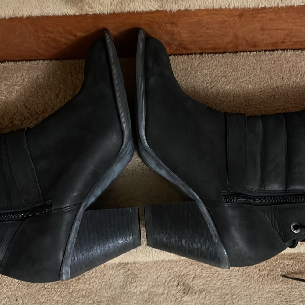 Durango Black Quilted Lace-Up Moto Boots - Picture 6 of 13